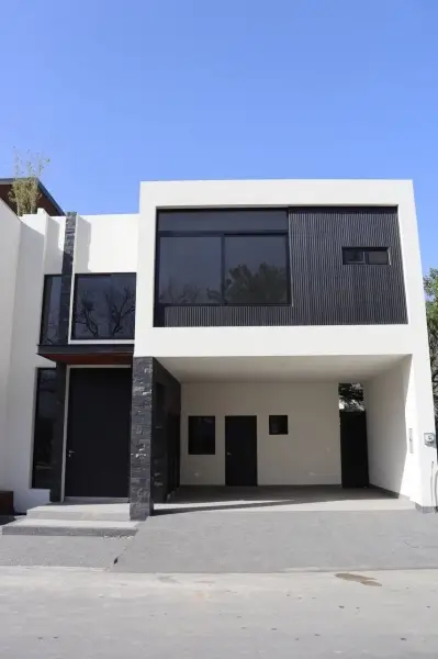 Tu Nuevo Hogar: Residencia de Lujo con Acabados Premium