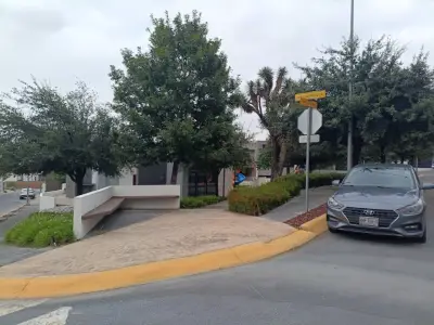 Terreno en venta en García - foto 2