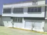 Excelente ubicación, 5 recámaras, 4 1/2 baños, garage 4 a