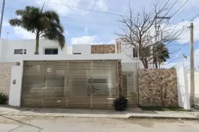 VENTA DE CASA EN ESQUINA EN TEMOZON MERIDA YUCATAN