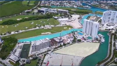 Venta de Terreno en Puerto Cancún, Cancún