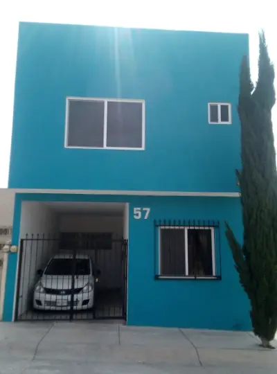 Hermosa residencia cerca del centro