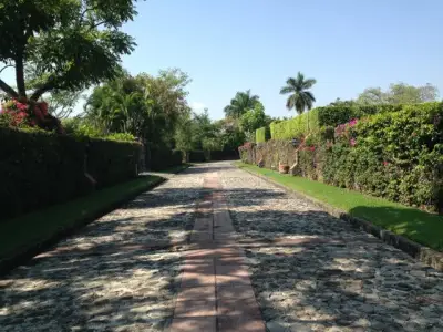 Terreno en venta en Jiutepec - foto 2