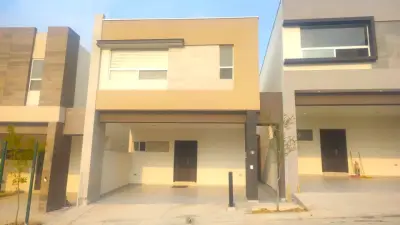 PREVENTA DE CASAS EN DOMINIO CUMBRES 