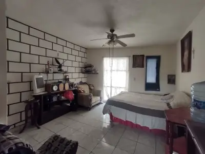 Casa en venta en San Francisco del Rincón - foto 2