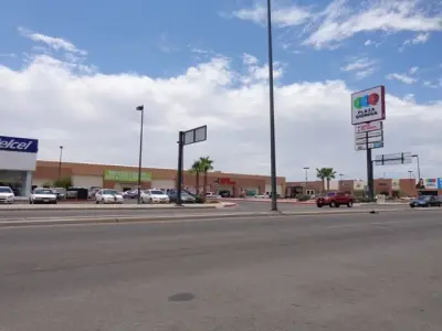125 m2 local 8 comercial plaza quiroga el llano