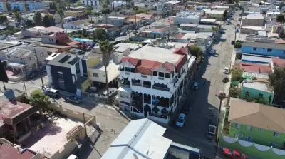 Hoteles y edificios en venta en Tijuana - foto 2