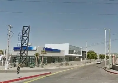500 M2 LOCAL COEMRCIAL U OFICINAS PLAZA LA MILLA VALLE ESCON