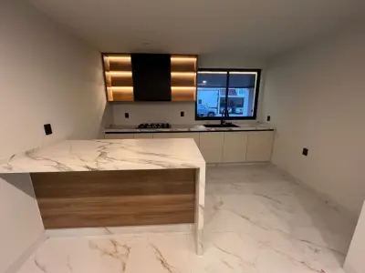 Casa en venta en León - foto 2