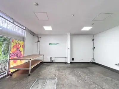 Local comercial en venta en Cuauhtémoc - foto 4