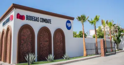 434 M2 BODEGA 3 COMERCIAL COMPLEJO CAFÉ COMBATE 