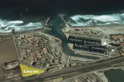 Venta de Terreno frente al mar en Puerto Salina La Marina.