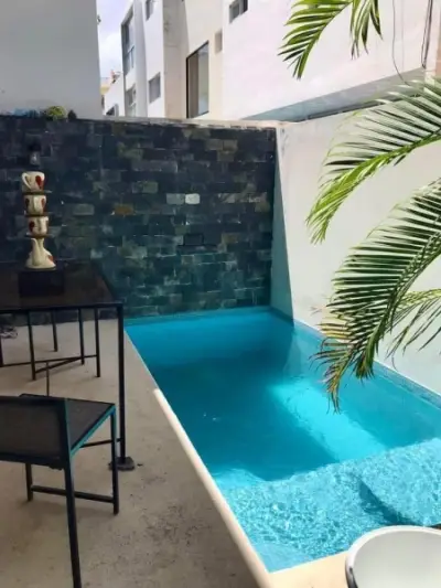 Venta casa con alberca en Arbolada, Cancún