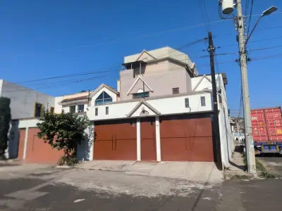 Funcional y bien ubicada acepto cualquier credito
