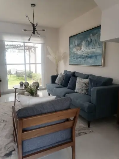 Ultimas Casas con Terreno Excedente 