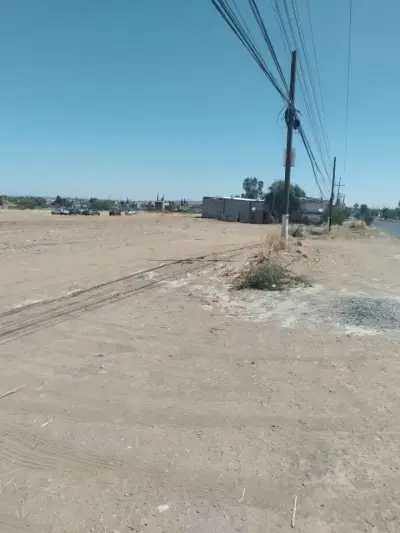 Terreno en venta en San Francisco de Los Romo - foto 4