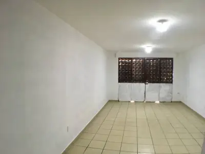 Casa en venta en León - foto 3