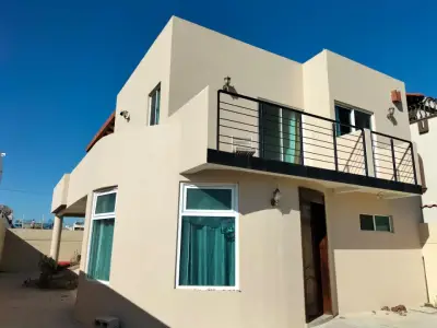 HERMOSA CASA GRANDE EN RENTA EN ROSARITO PUNTA AZUL 2NIVELES