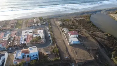 Terreno en venta en Playas de Rosarito - foto 2