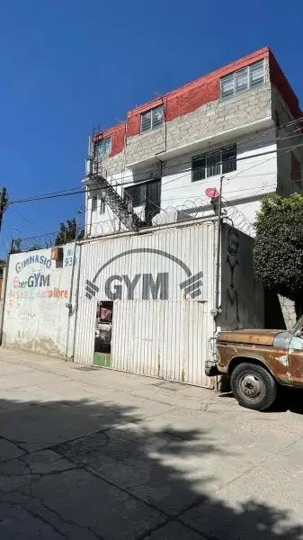 VENTA DE BODEGA CON DEPARTAMENTO EN 3 NIVELES EN GUSTAVO A M
