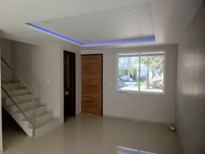 Casa en venta en Zapopan - foto 2