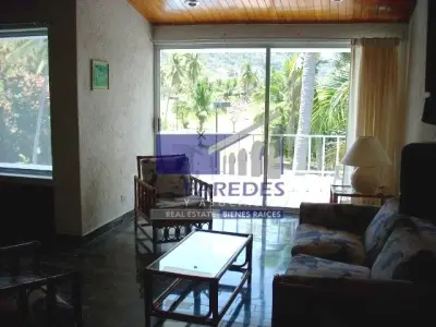 Local comercial en venta en Zihuatanejo de Azueta - foto 2