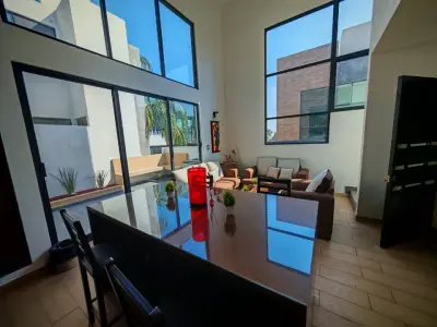 Casa en venta en Cuernavaca - foto 2