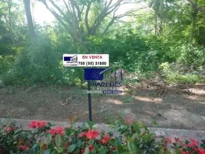 Terreno en venta en Zihuatanejo de Azueta - foto 2