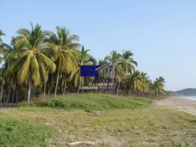 Terreno en venta en Zihuatanejo de Azueta - foto 5