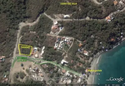 Zihuatanejo La Ropa Terreno Venta a 100 m de playa T523