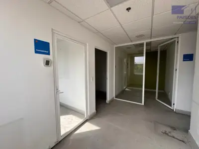 Hoteles y edificios en venta en Celaya - foto 3