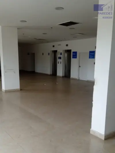 Hoteles y edificios en venta en Celaya - foto 5