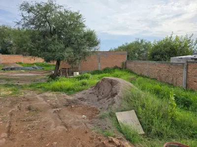 Terreno en venta en San Francisco de Los Romo - foto 4