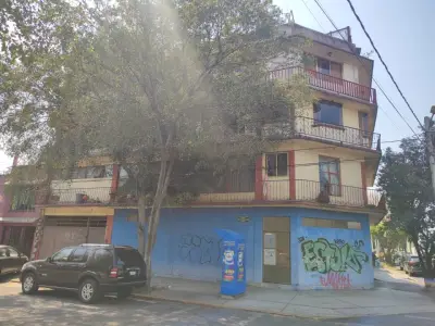 Casa en venta en Tlalnepantla de Baz - foto 2