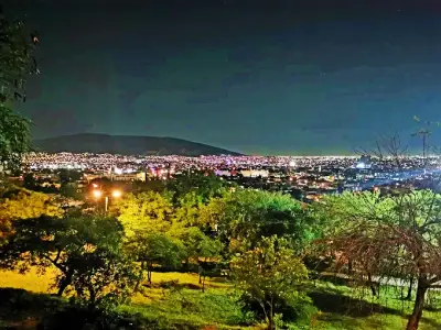 Casa en venta en Monterrey - foto 2
