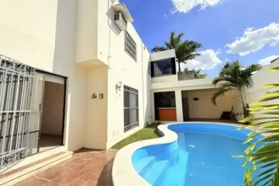 VENTA DE CASA EN FLORESTA MERIDA YUCATAN 