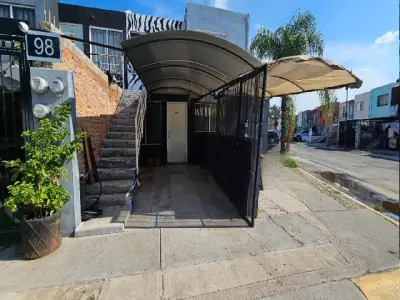 Casa en venta en Tonila - foto 2