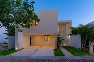 CASA EN VENTA EN MERIDA YUCATAN CHOLUL PRIVADA KINISH