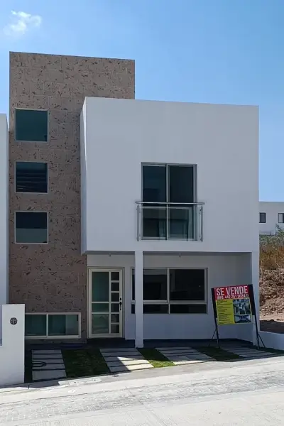 CASA NUEVA EN VENTA 