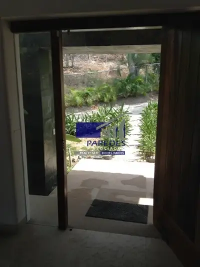 C102 INVERSIONISTAS Conjunto de 5 lotes y 1 casa ixtapa