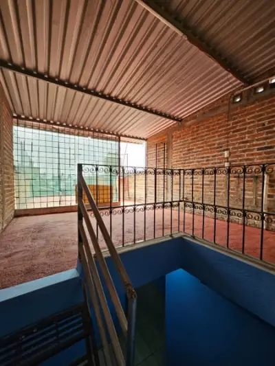 Casa en venta en Tlaquepaque - foto 2