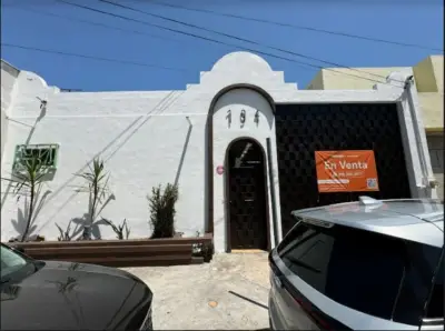 Venta de bodega ubicada en Colonia Urdiales en Monterrey