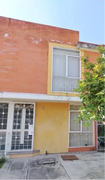 Venta Casa 2 plantas cerca de Héroes de Puebla y Periféric