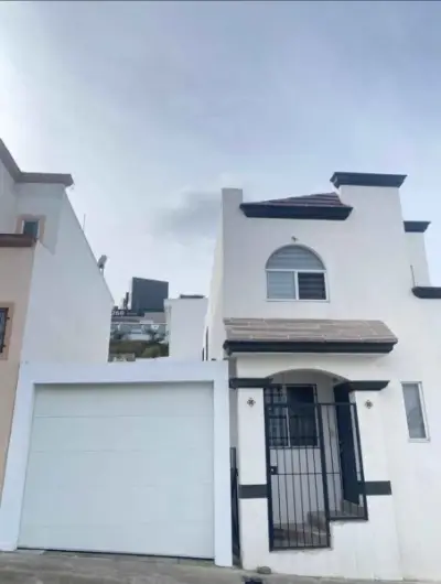 Hermosa casa en Jardines de Aguacaliente