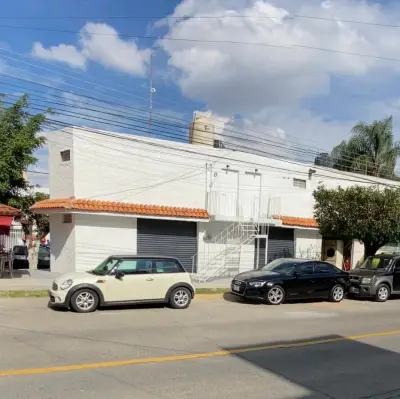 Local comercial en renta en Zapopan - foto 2