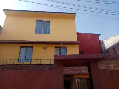 Casa en venta en Toluca - foto 2