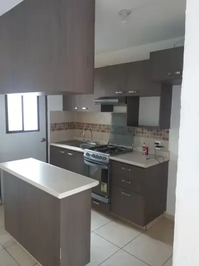 CASA RENTA COLONIA LA YEZCA CENTRICA