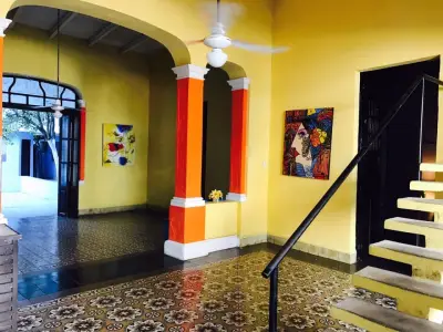 Hoteles y edificios en venta en Mérida - foto 2
