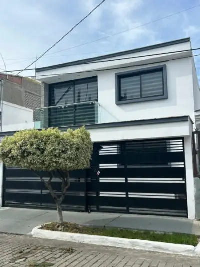 Casa en venta en Guadalajara - foto 2