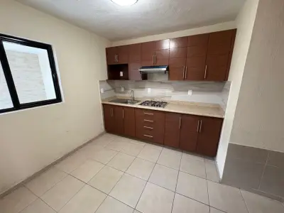 Casa en renta en Guadalajara - foto 2